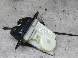 zamok-kryski-bagaznika-nissan-tiida-i-art-109807