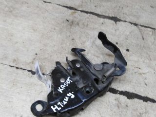 zamok-kapota-nissan-tiida-i-art-109888