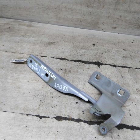 petlia-kapota-pravaia-nissan-tiida-i-defekt-art-110081-big-2