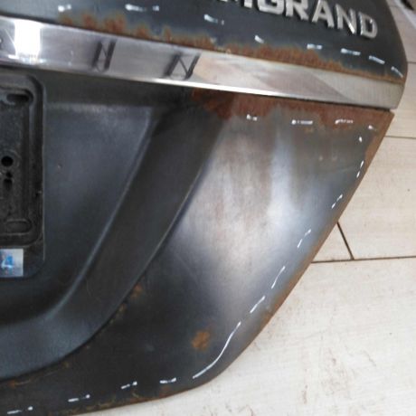 kryska-bagaznika-geely-emgrand-ec7-defekt-art-110108-big-4