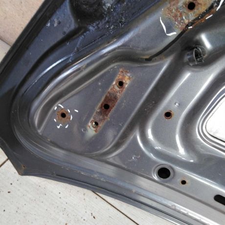 kryska-bagaznika-geely-emgrand-ec7-defekt-art-110108-big-8