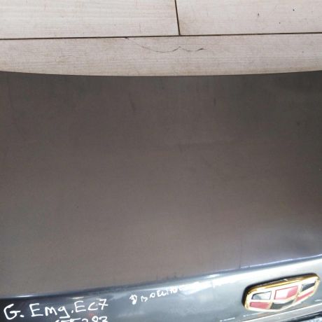 kryska-bagaznika-geely-emgrand-ec7-defekt-art-110108-big-6