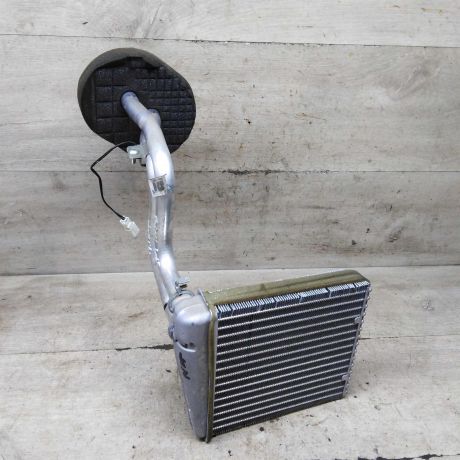 radiator-pecki-salona-nissan-tiida-i-art-110314-big-0