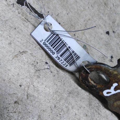 petlia-kapota-pravaia-geely-emgrand-ec7-art-110945-big-1