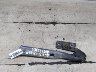 petlia-kapota-pravaia-audi-a4-b5-dorestailing-art-111170