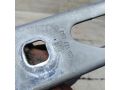 petlia-kryski-bagaznika-levaia-opel-vectra-c-art-111919-small-2