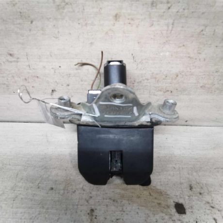 zamok-kryski-bagaznika-skoda-octavia-a5-restailing-art-111979-big-2