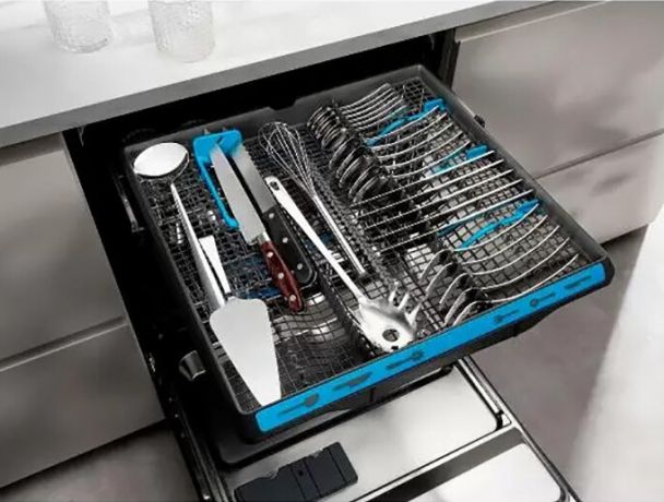 vstraivaemye-electrolux-ees48200l-big-7
