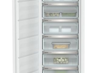 vstraivaemyi-liebherr-001