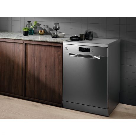 posudomoecnaia-masina-electrolux-esm48310sx-polnorazmernaia-nerzaveiushhaia-stal-big-0