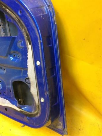 dver-zadniaia-pravaia-peugeot-307-sap-art-10881-big-3