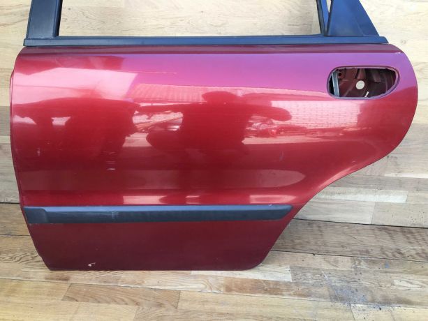 dver-zadniaia-levaia-volvo-s40-art-14250-big-2