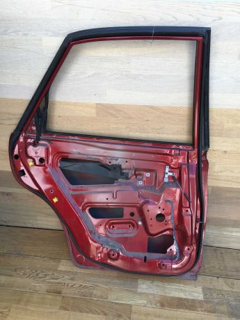 dver-zadniaia-levaia-volvo-s40-art-14250-big-1