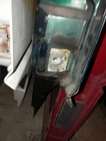 dver-peredniaia-volkswagen-transporter-t4-rest-art-16357-big-3