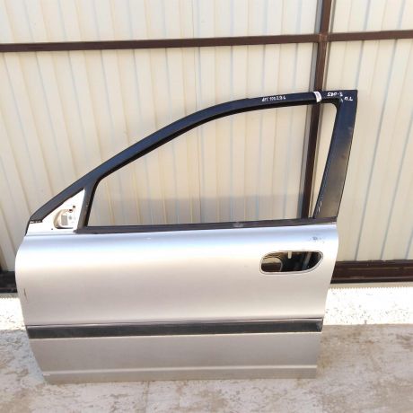 dver-peredniaia-levaia-volvo-s80-art-17437-big-0