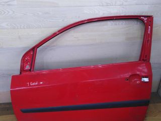 dver-peredniaia-levaia-ford-fiesta-art-17849