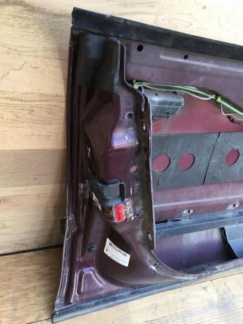 dver-peredniaia-levaia-audi-a8-d2-art-18438-big-2