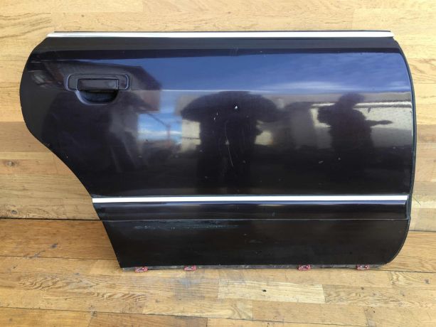 dver-zadniaia-pravaia-audi-a8-d2-art-18545-big-0