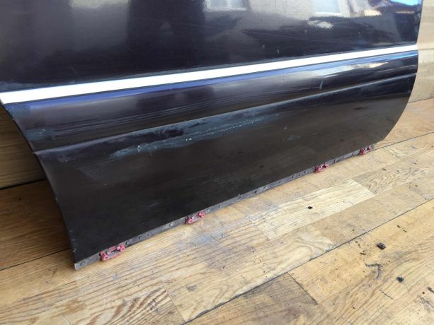 dver-zadniaia-pravaia-audi-a8-d2-art-18545-big-1