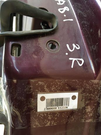 dver-zadniaia-pravaia-audi-a8-d2-art-18545-big-4