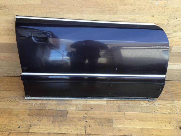 dver-peredniaia-pravaia-audi-a8-d2-art-18549-big-0