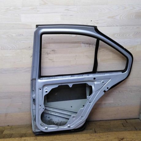 dver-zadniaia-pravaia-volkswagen-bora-art-23150-big-3