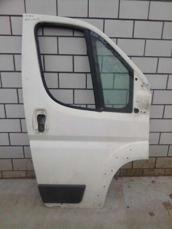 dver-peredniaia-pravaia-peugeot-boxer-art-26341-big-0