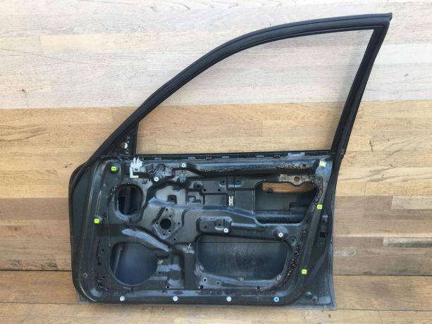 dver-peredniaia-pravaia-mitsubishi-galant-7-art-27254-big-2