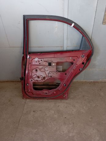 dver-zadniaia-pravaia-daewoo-nubira-1-art-27480-big-8