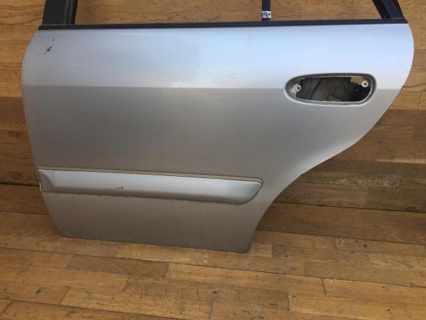 dver-zadniaia-levaia-mazda-626-xetcbek-art-27632-big-1