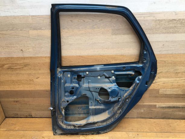 dver-zadniaia-pravaia-renault-scenic-1-do-rest-art-29336-big-2