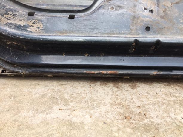 dver-zadniaia-levaia-mercedes-w210-art-29374-big-4