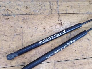 amortizator-kapota-volvo-xc90-upor-art-30092