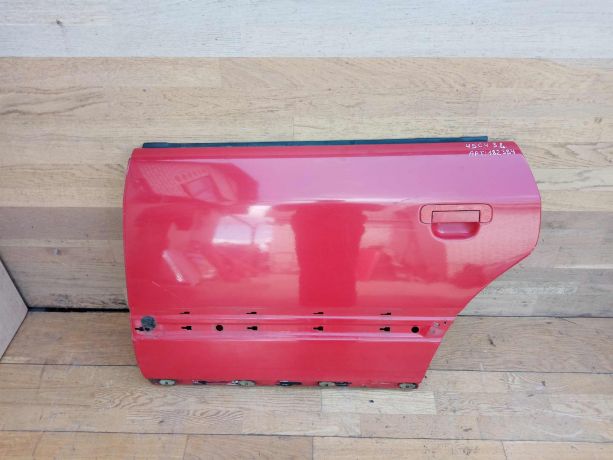 dver-zadniaia-levaia-audi-a6-c4-art-31022-big-0