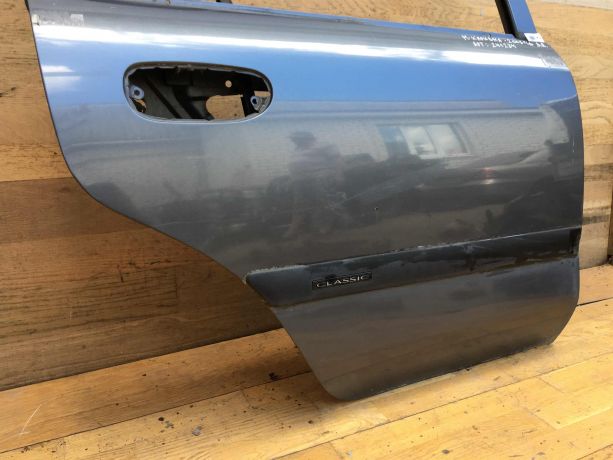 dver-zadniaia-pravaia-mitsubishi-carisma-rest-art-33136-big-4