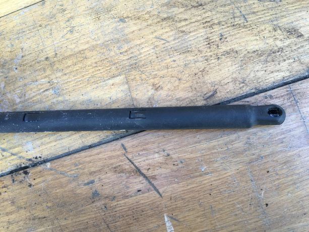 amortizator-kapota-upor-kapota-mercedes-w203-do-rest-art-33554-big-2