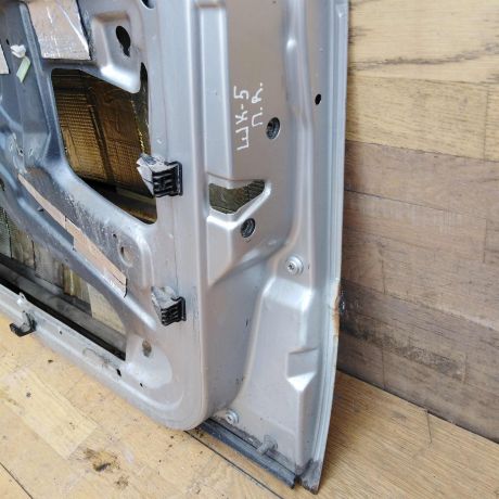 dver-peredniaia-pravaia-skoda-octavia-tour-art-34462-big-1