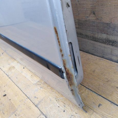 dver-zadniaia-pravaia-skoda-octavia-tour-defekt-art-34711-big-1