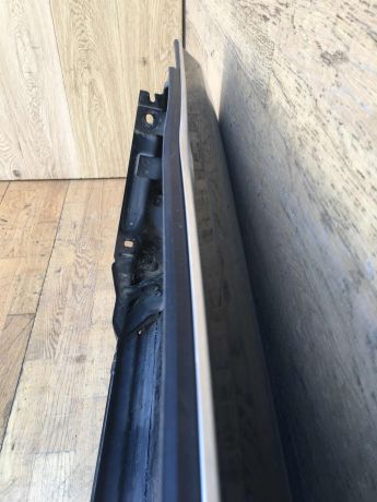 dver-peredniaia-pravaia-audi-a4-b5-2000-gv-defekty-art-35610-big-7