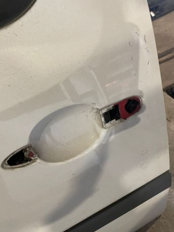 dver-pravaia-sdviznaia-renault-kangoo-2-bokovaia-bez-rucki-pdm-art-36225-big-5