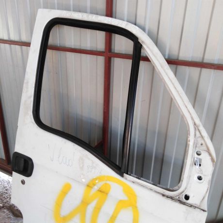 dver-peredniaia-pravaia-renault-master-pdm-art-36778-big-1