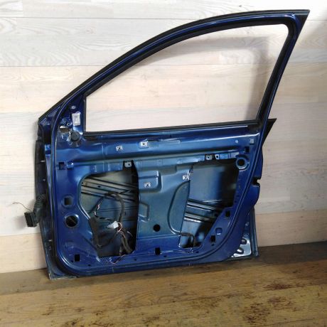 dver-peredniaia-pravaia-renault-megane-2-art-37950-big-2