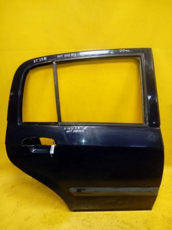 zadniaia-pravaia-dver-hyundai-getz-art-38842-big-0