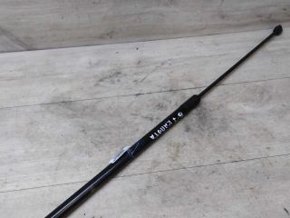 amortizator-kapota-upor-volkswagen-passat-b7-18-tsi-cda-art-41216