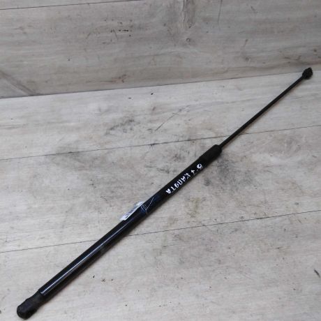 amortizator-kapota-upor-volkswagen-passat-b7-18-tsi-cda-art-41216-big-0