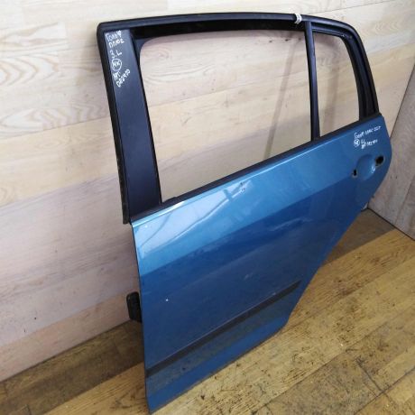 dver-zadniaia-levaia-volkswagen-golf-plus-05gv-art-41341-big-0