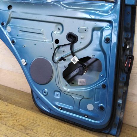 dver-zadniaia-levaia-volkswagen-golf-plus-05gv-art-41341-big-4