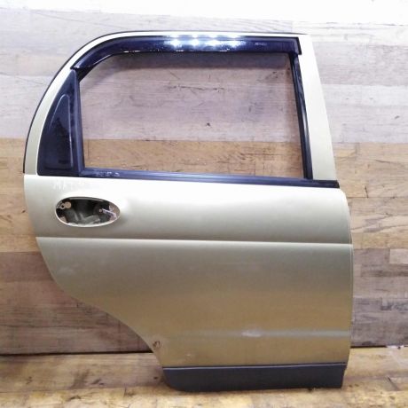 dver-zadniaia-pravaia-daewoo-matiz-defekt-art-43287-big-0