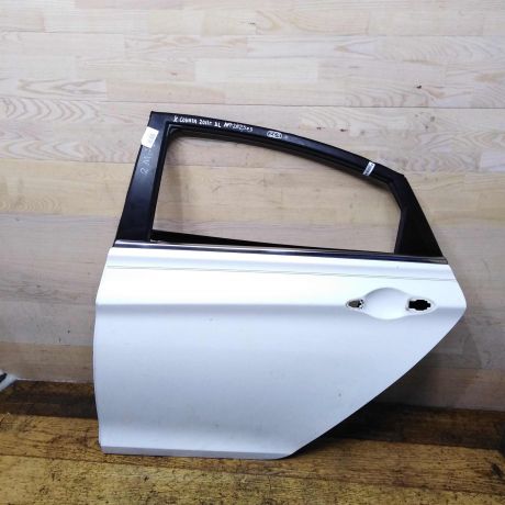 dver-zadniaia-levaia-hyundai-sonata-6-yf-art-43699-big-0