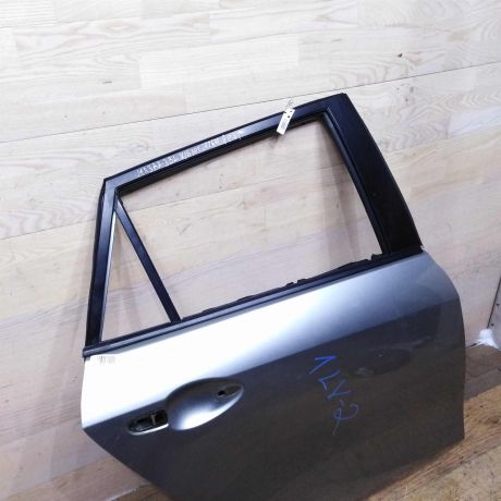 dver-zadniaia-pravaia-mazda-3-bl-xetcbek-art-43903-big-1